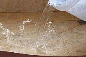 丰顺漏水维修 免砸砖防水材料该如何施工